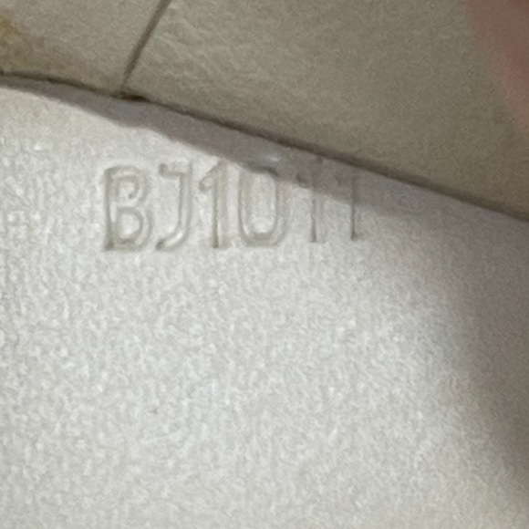 Louis Vuitton shadow monogram Zippy long wallet - Picture 7 of 11